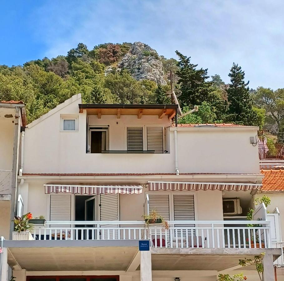 Rooms & Apartments Dolac Хвар Екстериор снимка