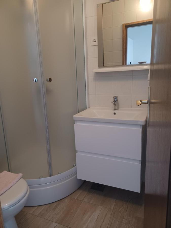 Rooms & Apartments Dolac Хвар Екстериор снимка